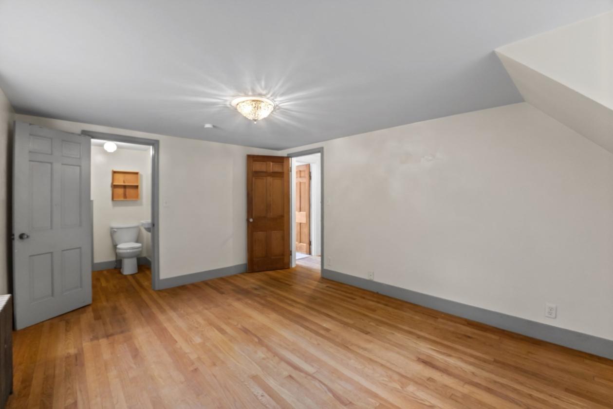 Beautiful Cape Home with Barn & Direct Trail Access - photo 19