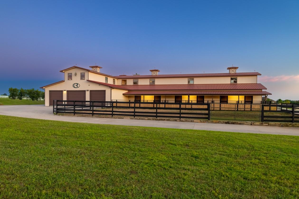 Luxury Equestrian Estate - photo 3