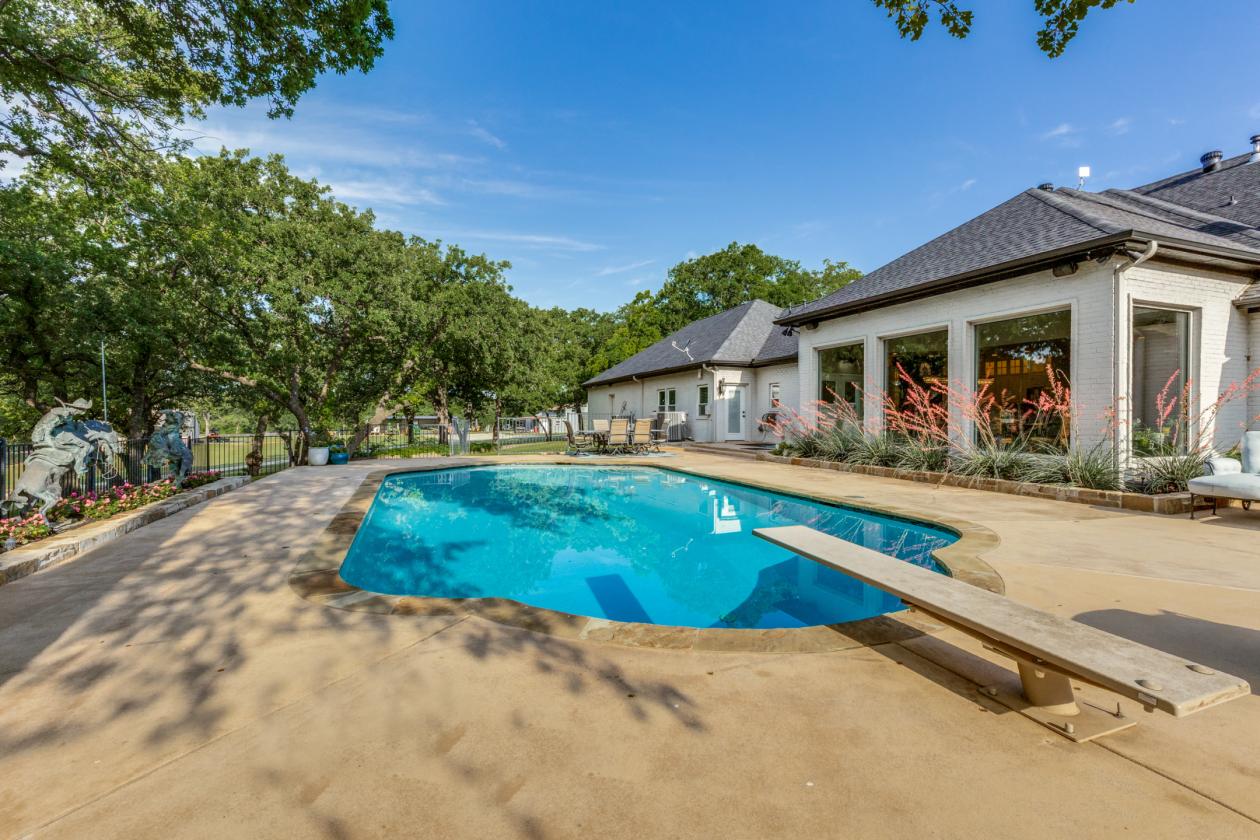 Luxury Equestrian Estate - Wise County - photo 13