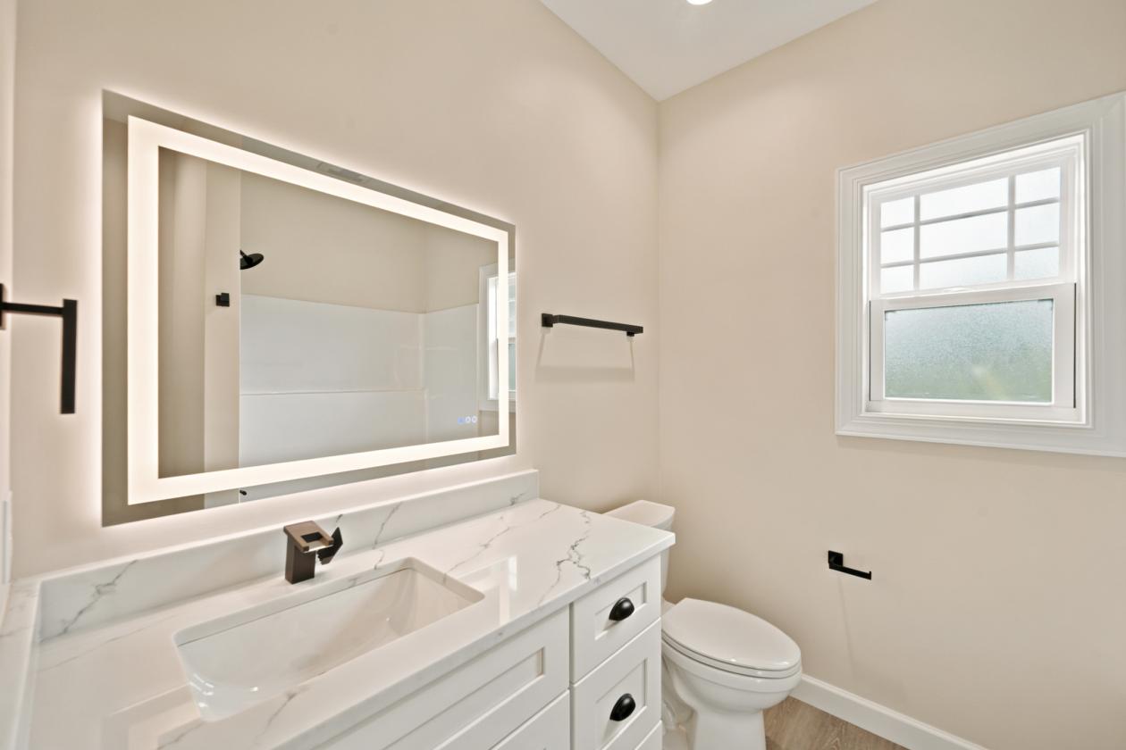 New Move-In Ready Equestrian Home on 8.72 Acres - photo 16