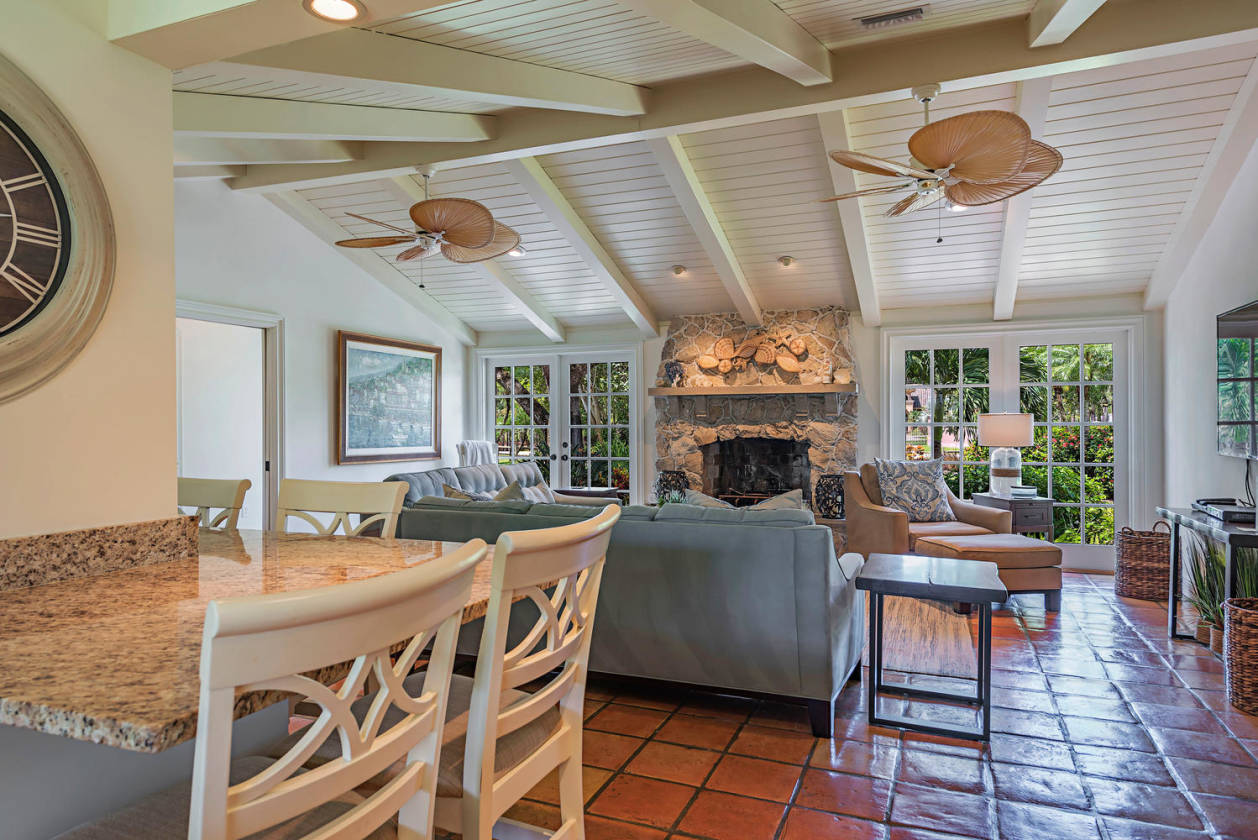 Private Equestrian Cottage in Livingston Woods Naples, Collier County
