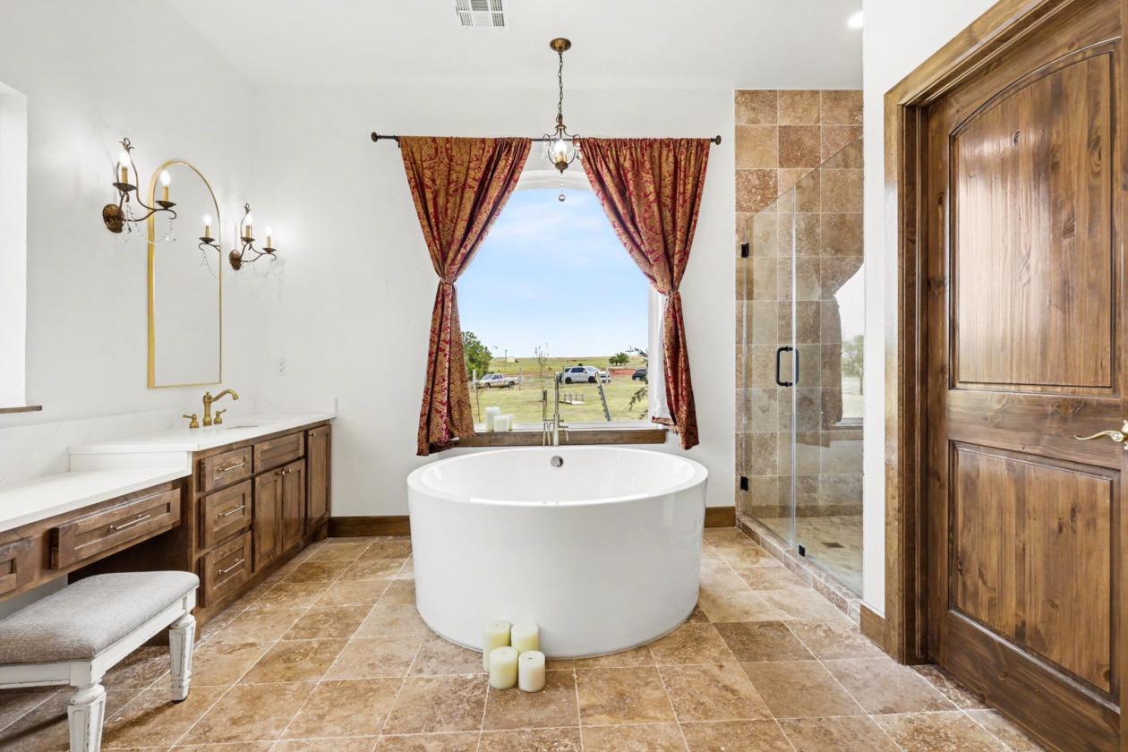 40 acre Luxury Ranch Estate - photo 15
