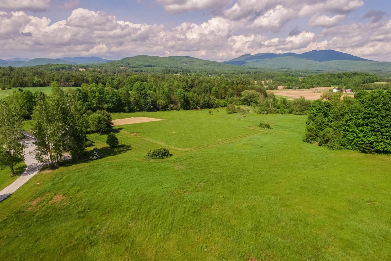 VERMONT VIEWS, PRIVACY & CONVENIENCE! Rutland, Rutland County