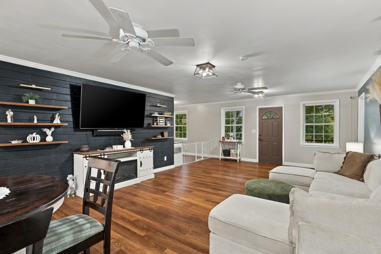 Horse Country Living - photo 3