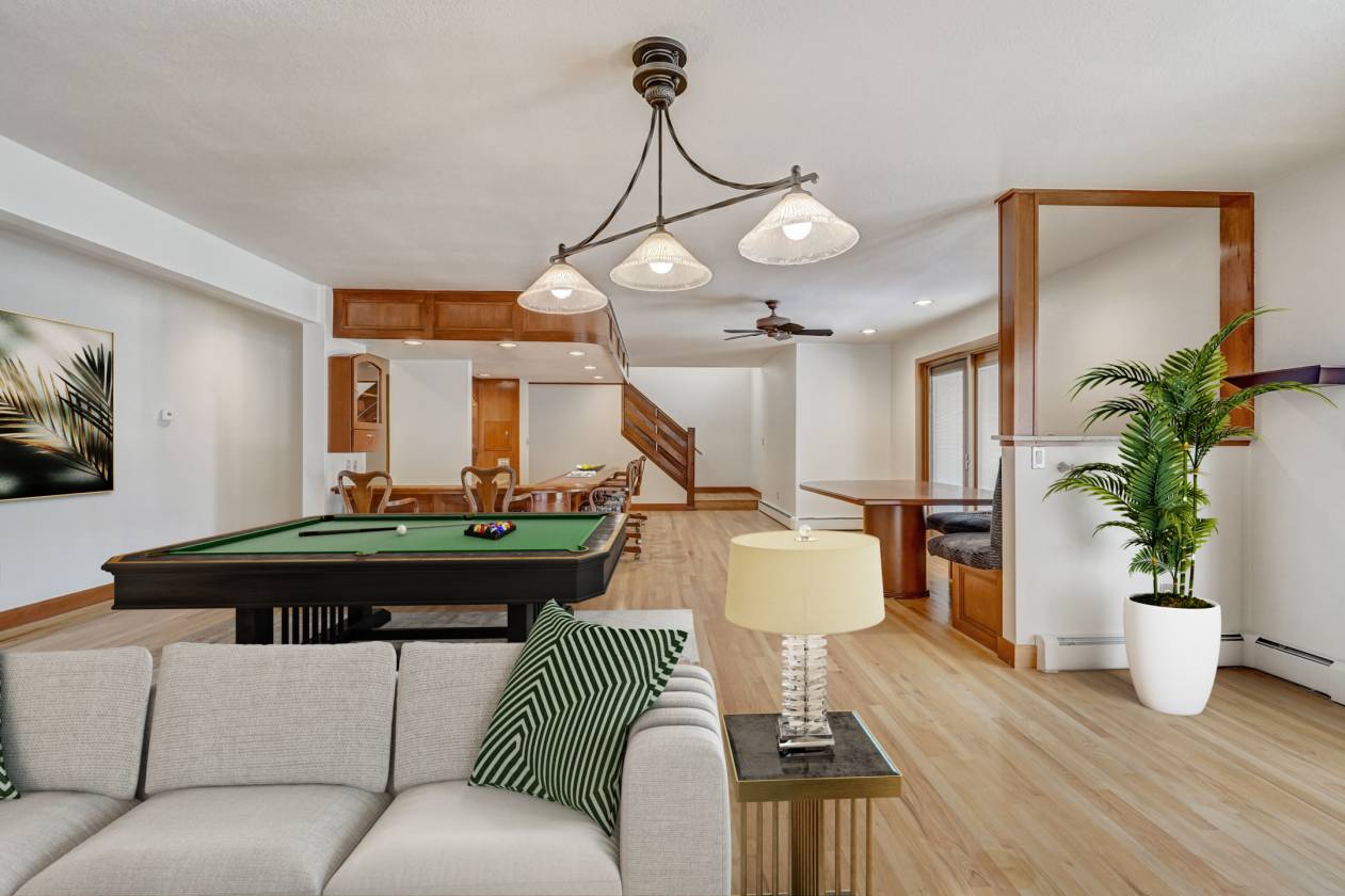 Equestrian Estate with Luxury Contemporary Home & Indoor Riding Arena - photo 18