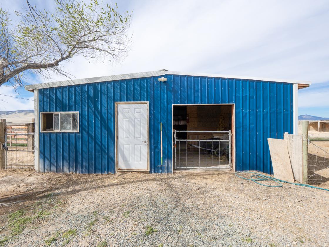 Horse Property on 10 Acres - photo 12