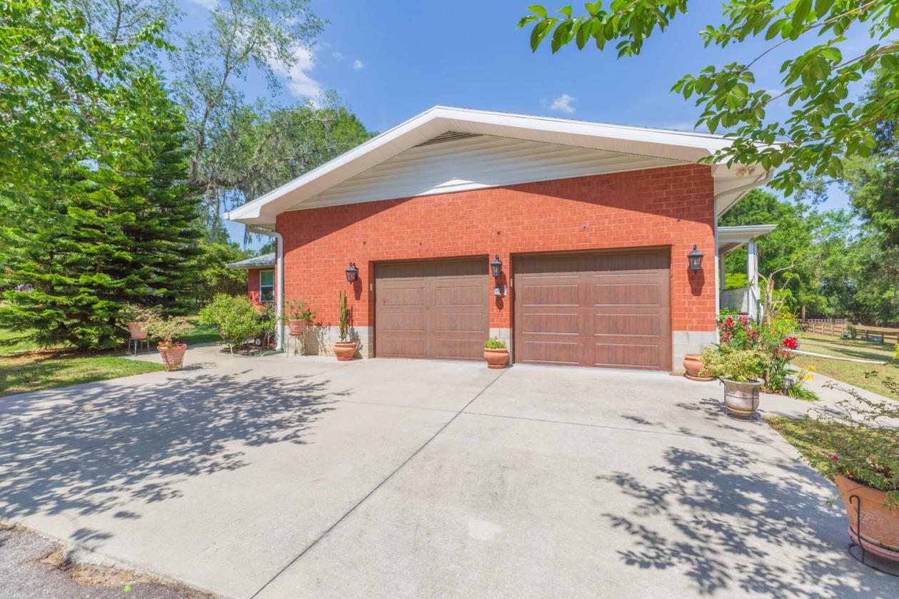 19.4 ACRE HILLTOP ESTATE - photo 6