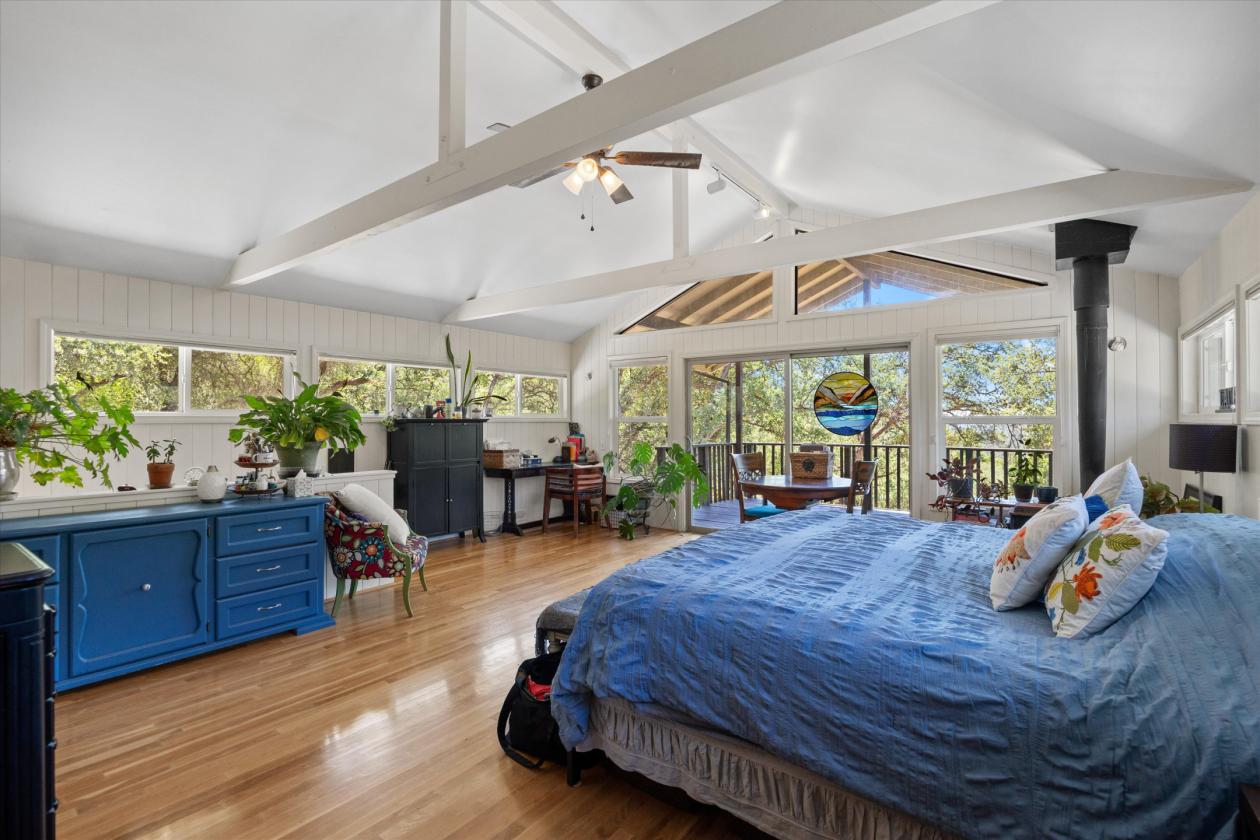 Charming Home on 12 Acres - photo 19