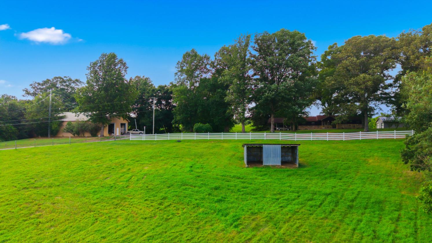 Horse property with mountain views! - photo 28