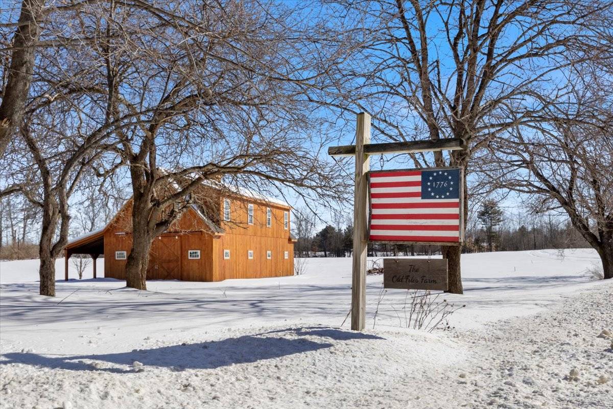 Horse Property for sale.