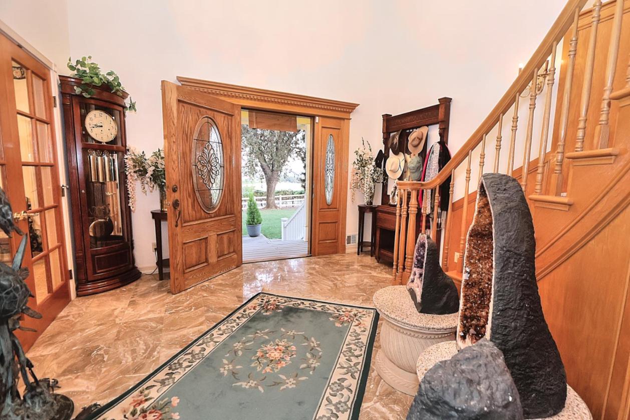 Historic 10-Acre custom Equestrian Estate & Vineyard - photo 19