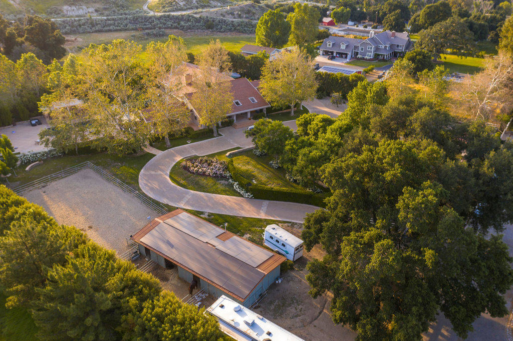 Massive SingleStory Estate in Sand Canyon Canyon Country, Los