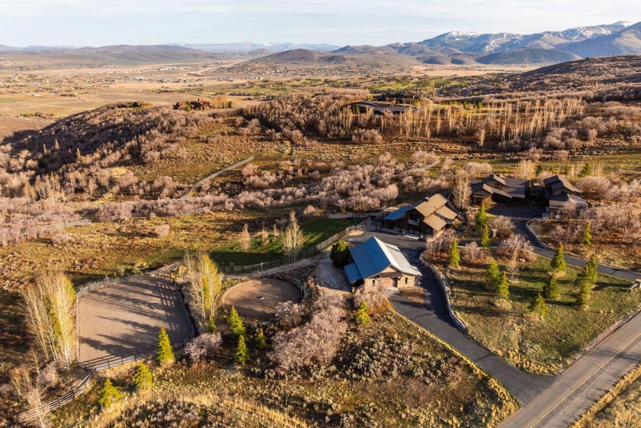 Extraordinary Equestrian Estate with Wasatch Mtn Views - photo 6
