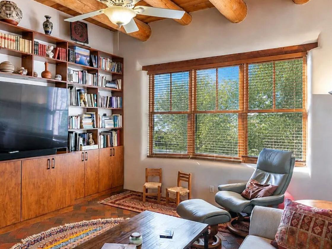 Established Santa Fe Equestrian Estate - photo 22
