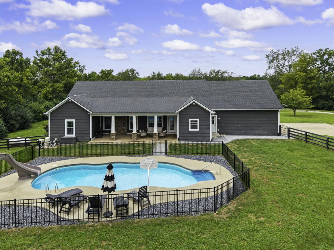 Home on 11+ Acres with Pool - photo 2