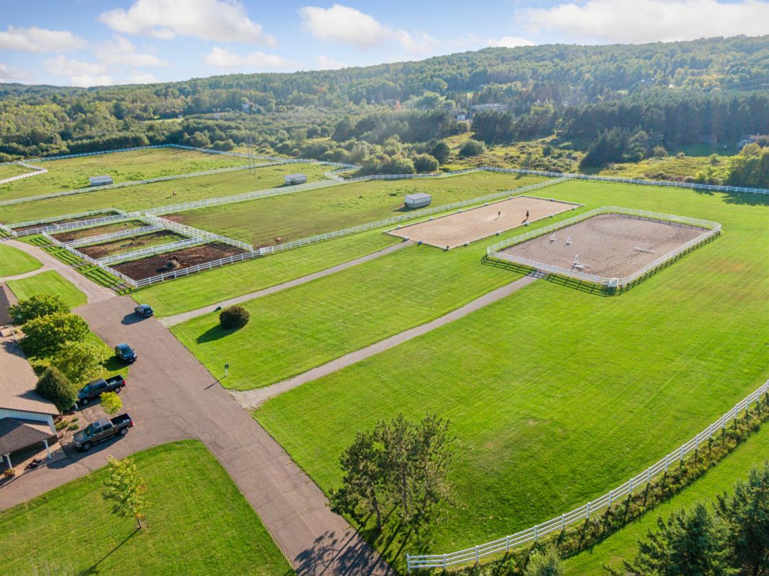 Spring Hill Farm on 98 Acres - photo 2