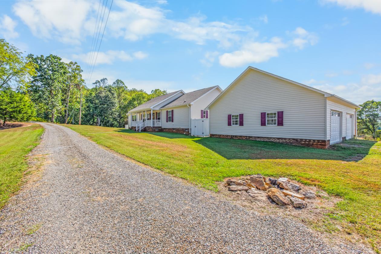39 Acre Equestrian Estate - Stokes County - photo 4