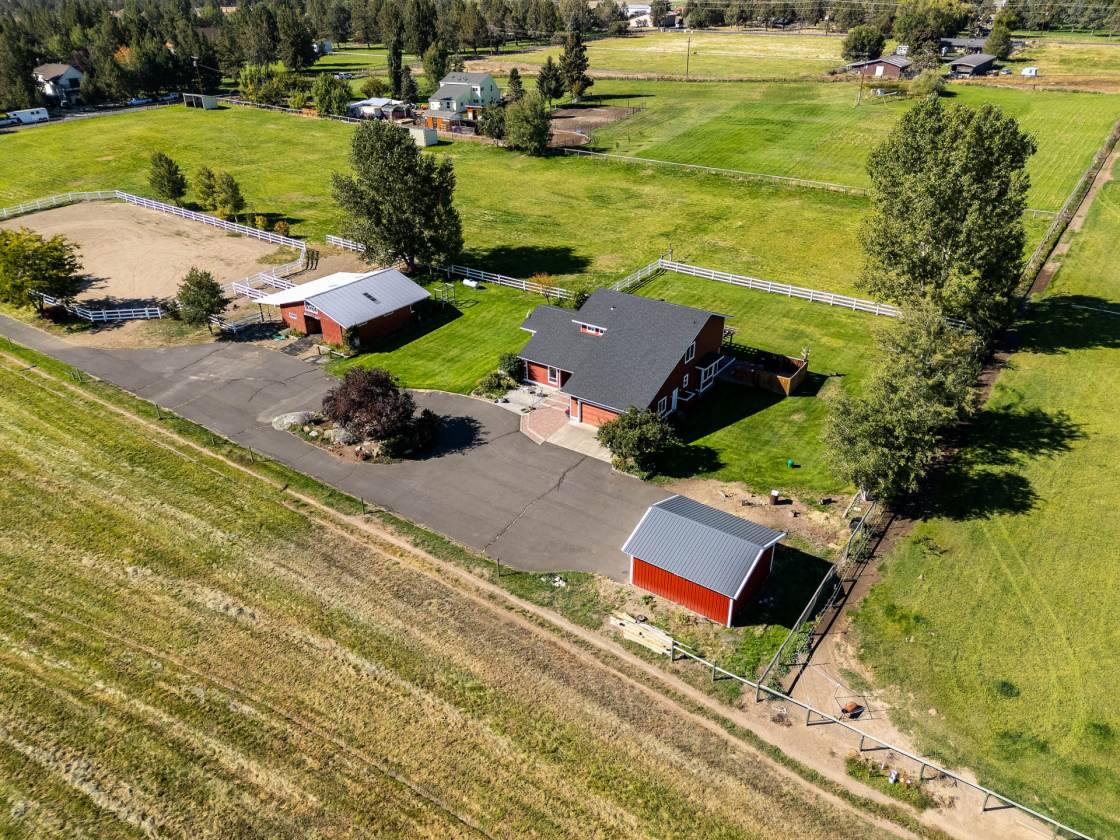 Horse Property for sale.