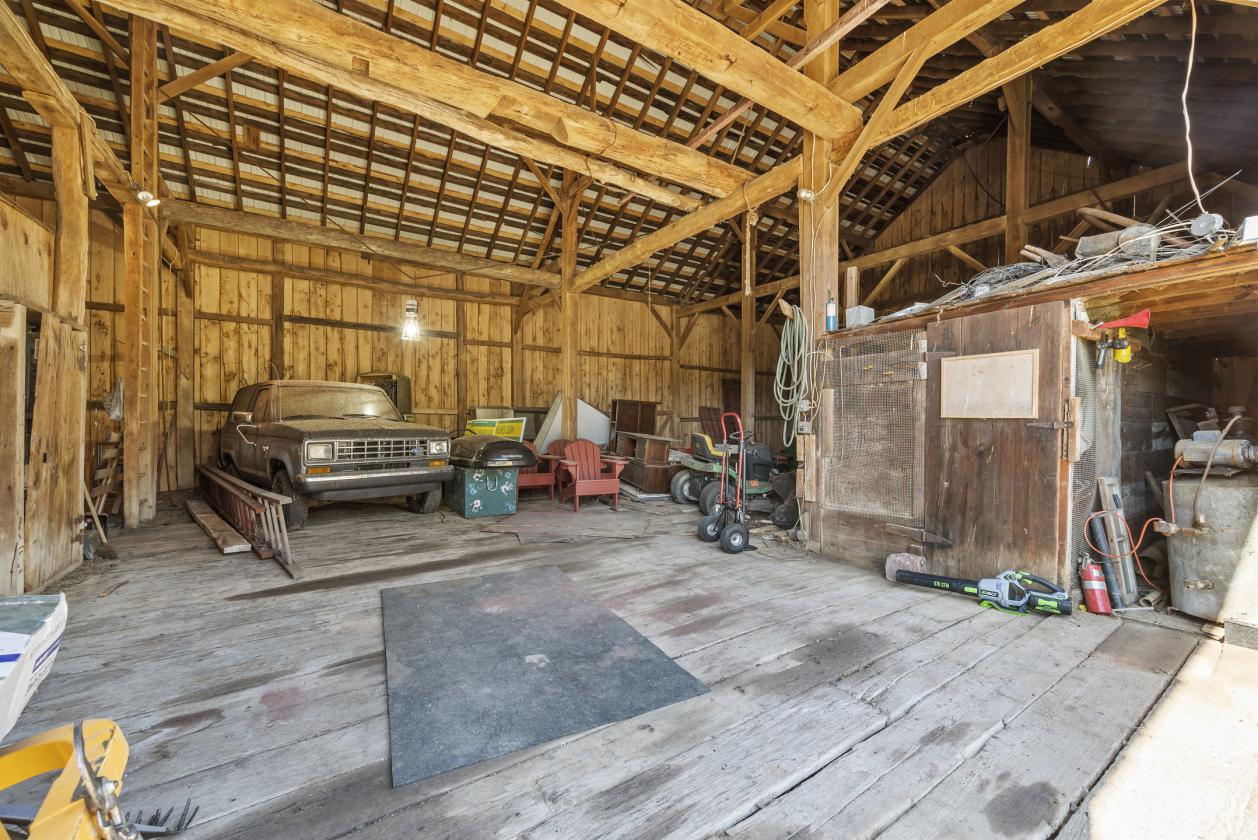 Room to Roam: 11.73 Acres with Classic Farmhouse - photo 15