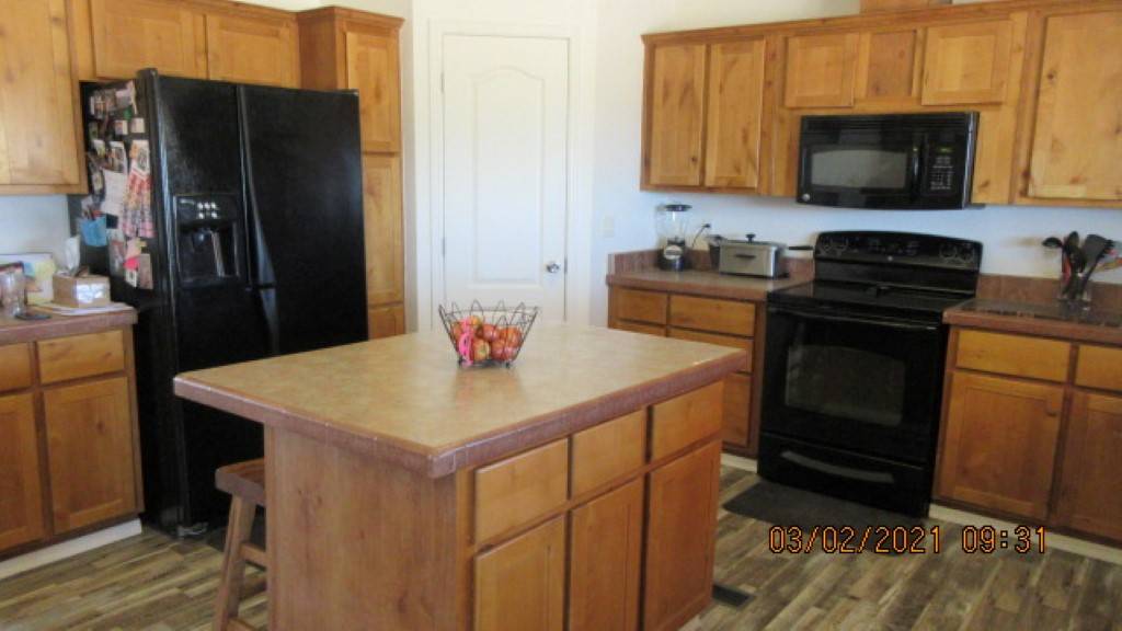 Arizona Country Living At Its Best! Kingman, Mohave County, Arizona