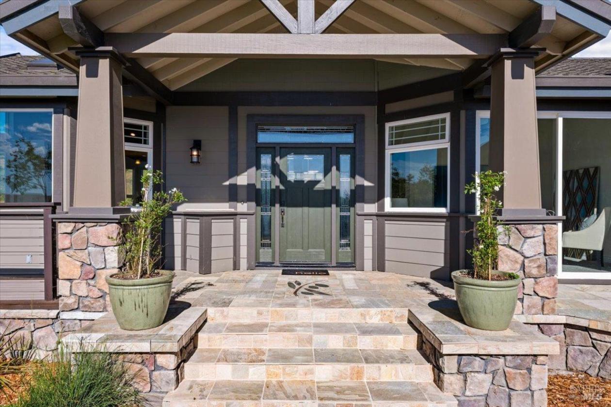 59-Acre Petaluma Legacy Estate & Private Lake - photo 4