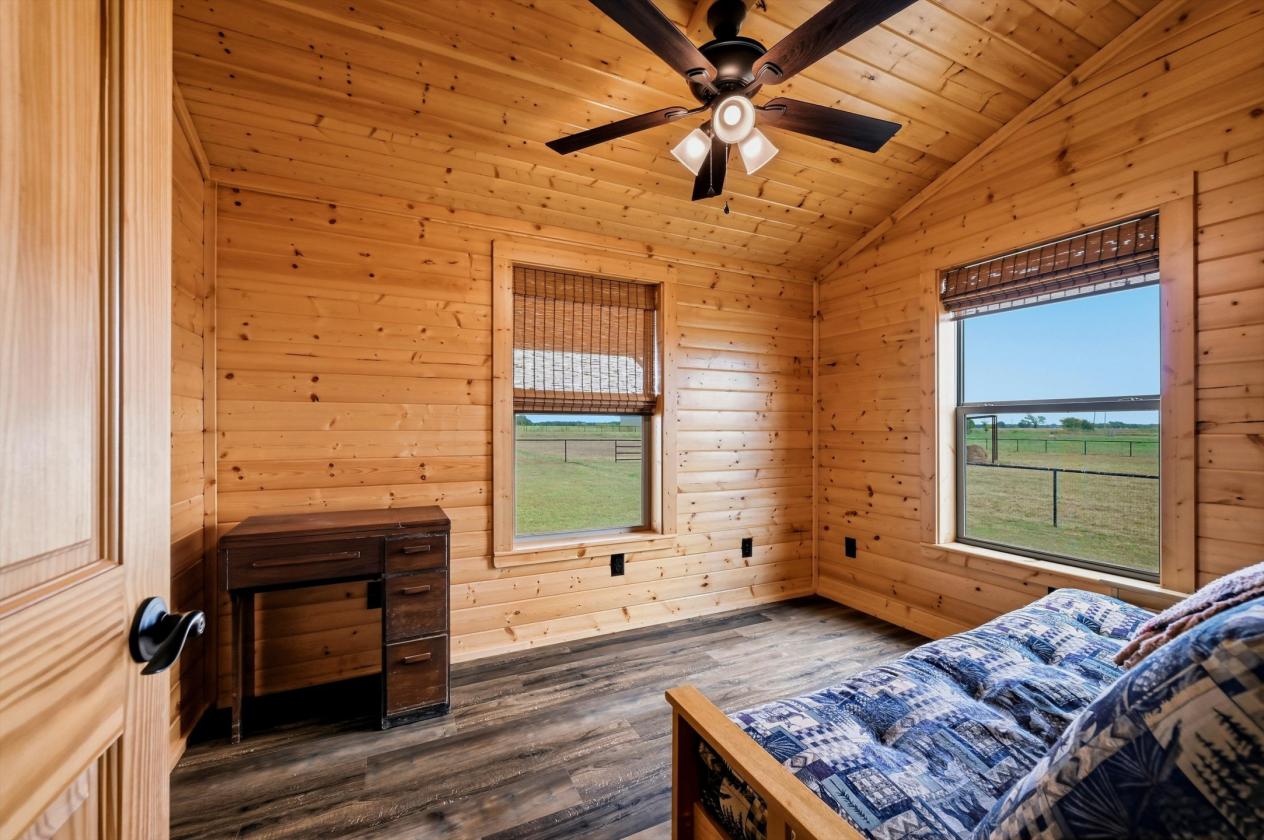Unique Ranch. Unique Owner. Move-In Ready - photo 28