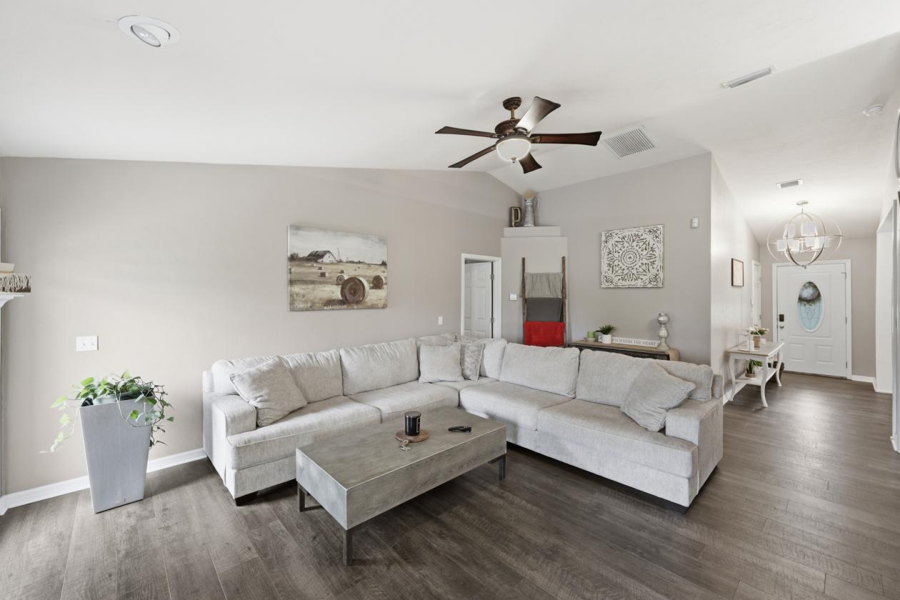 Trenton Home & Horse Farm with ADU Suite - photo 7
