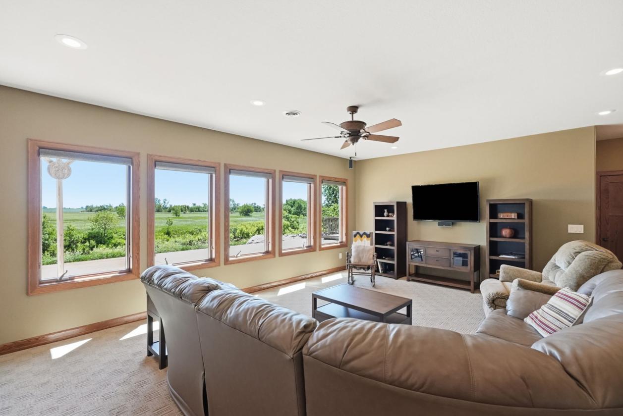 Stunning Views! Opportunities! Flexible Options! - photo 16