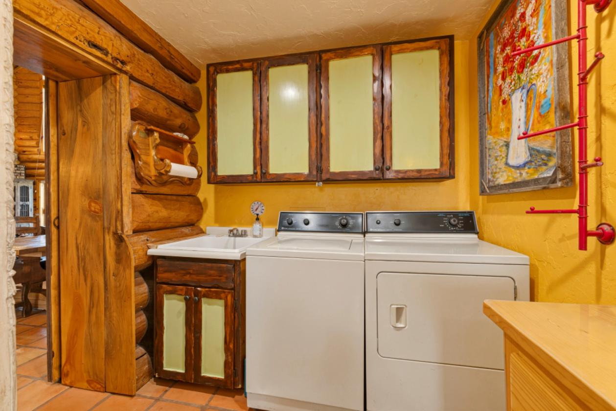 40 ACRE IRRIGATED FARM WITH CUSTOM LOG HOME - photo 22