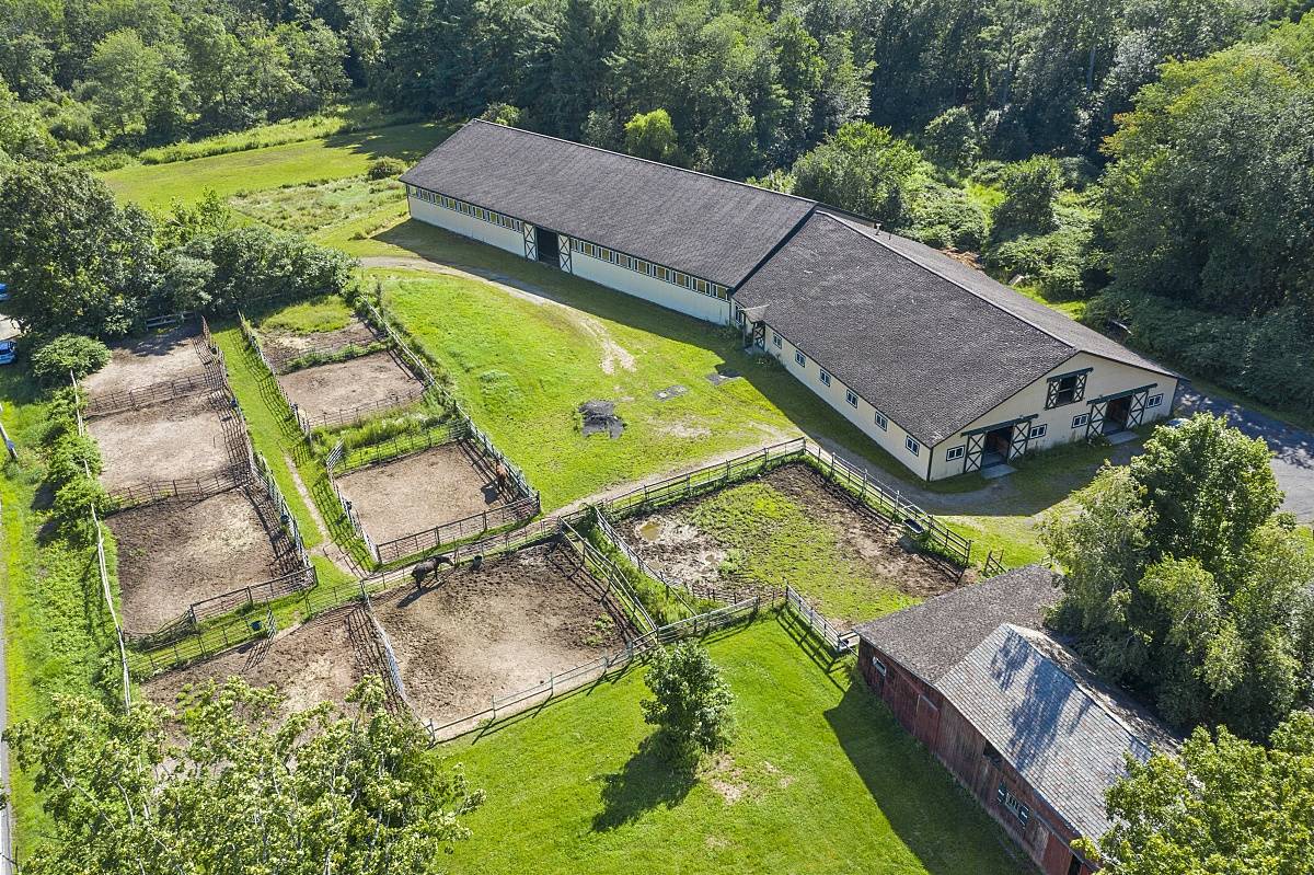 Horse Farms For Sale In Ma Equestrian Properties For Sale In Massachusetts