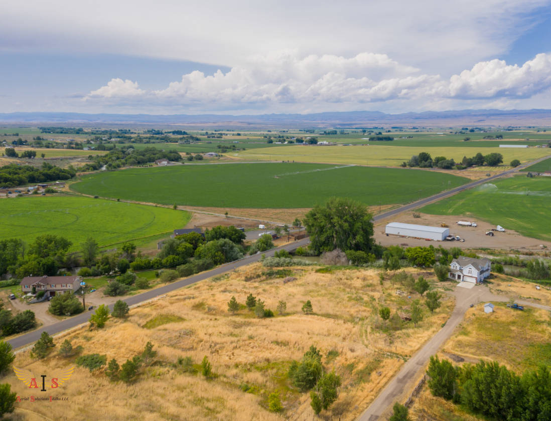 River Front Horse Property with Spectacular Views Gooding, Gooding