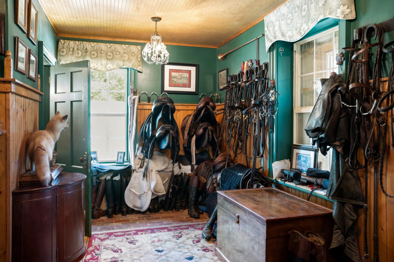 Equestrian Estate - Expanded Home, Barn & Arena! - photo 7