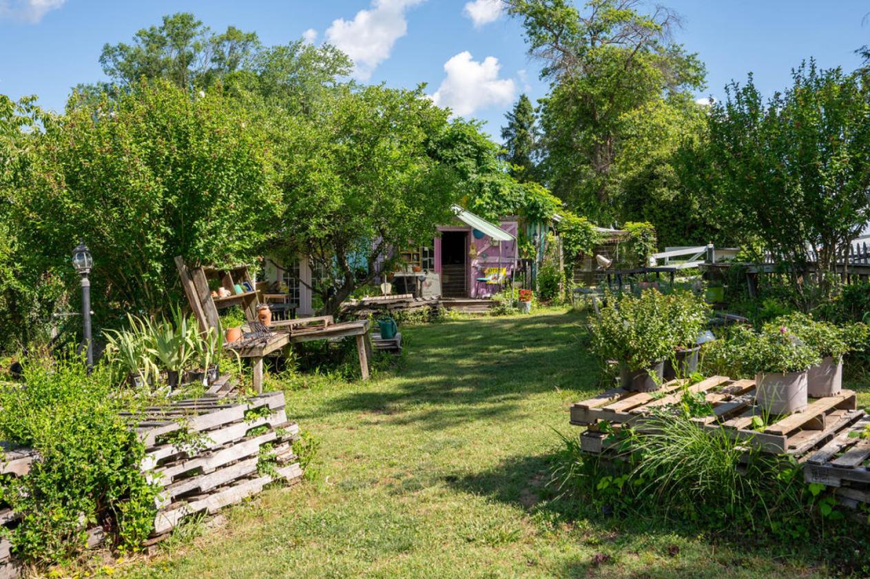 Stunning 30 Acre Horse Farm near Charlottesville - photo 25