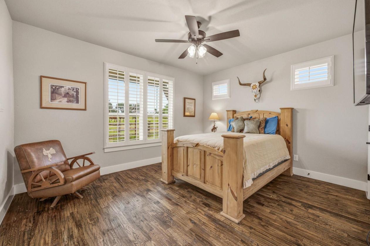 Gorgeous, Rock Home Situated on 15.4 Coastal Acres - photo 13