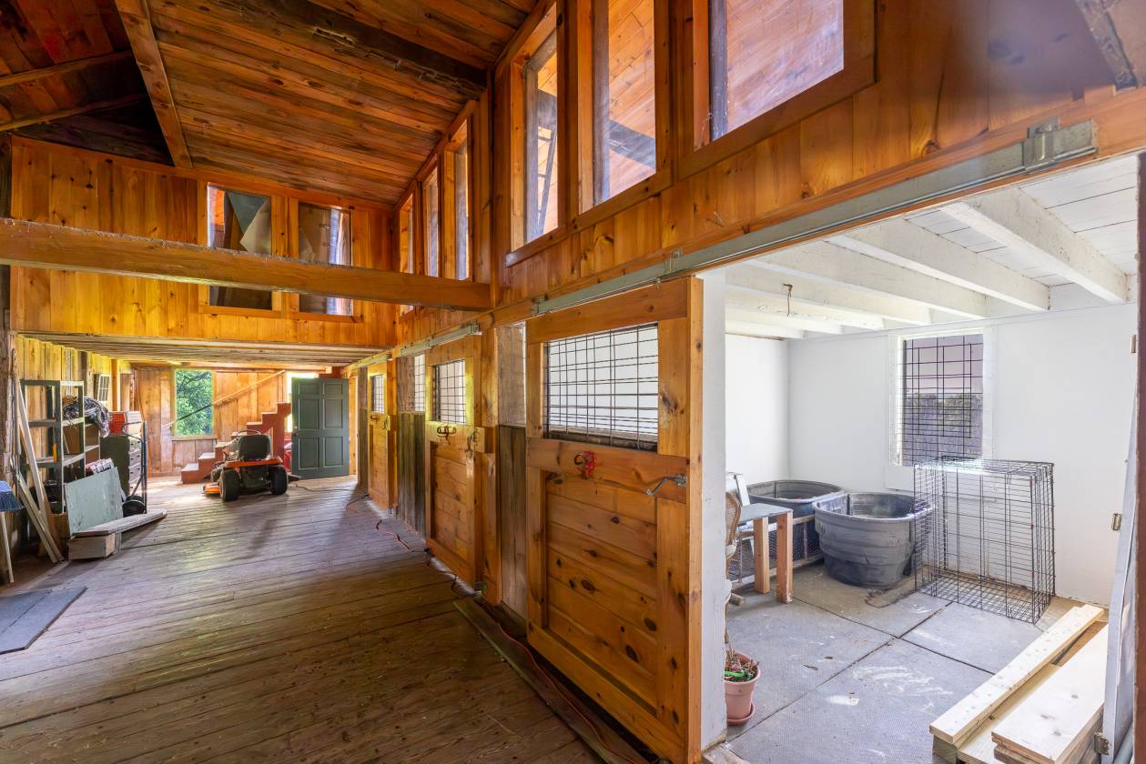 Horse property with antique home - photo 18