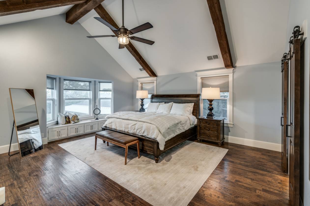 Contemporary farmhouse - photo 9