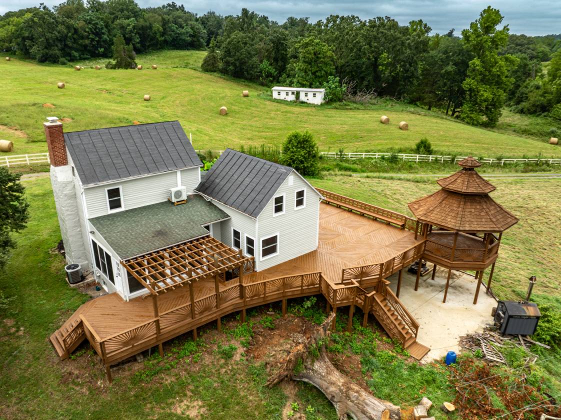 Horse Property for sale.