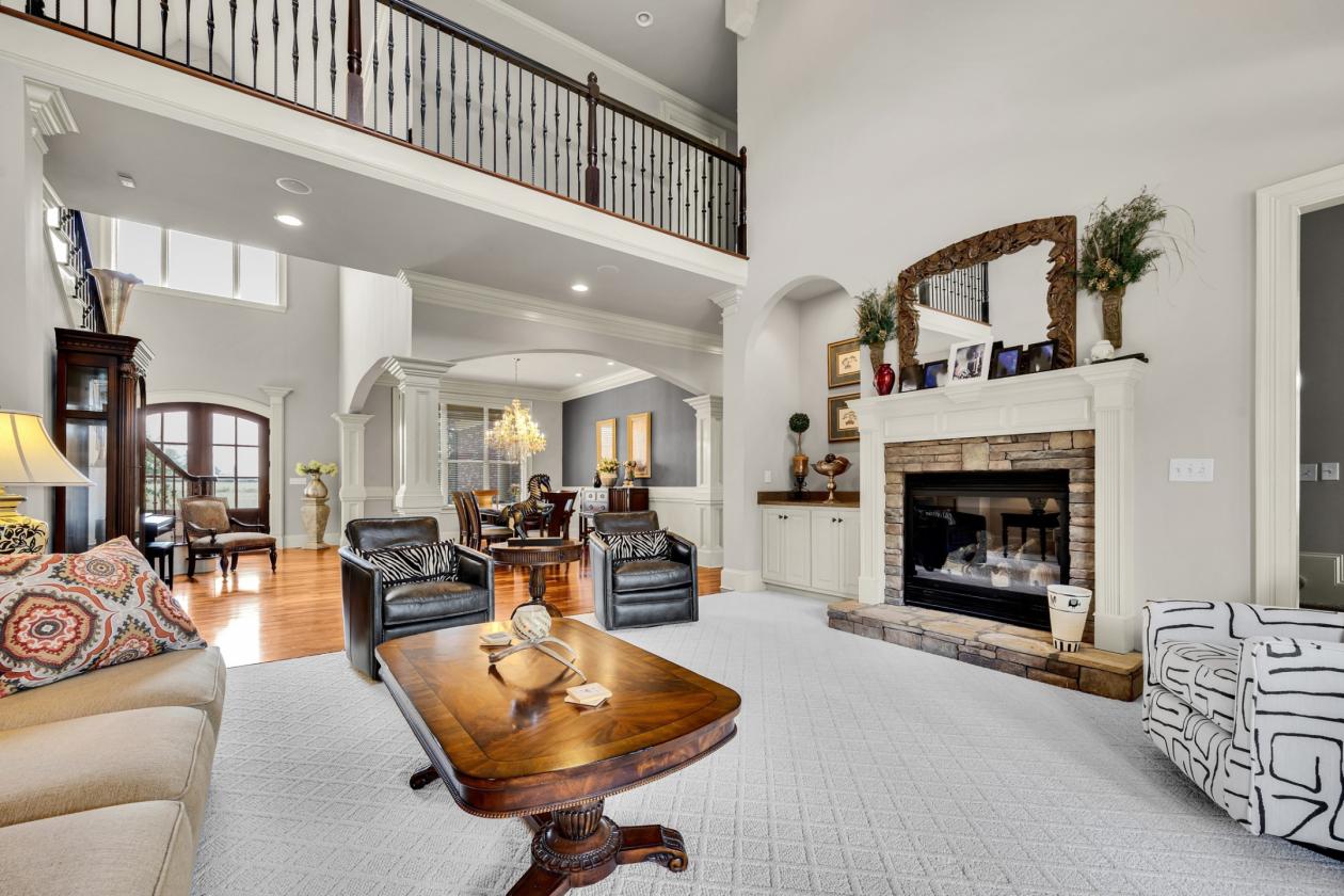Luxury Country Estate on 15.6 Acres - photo 11