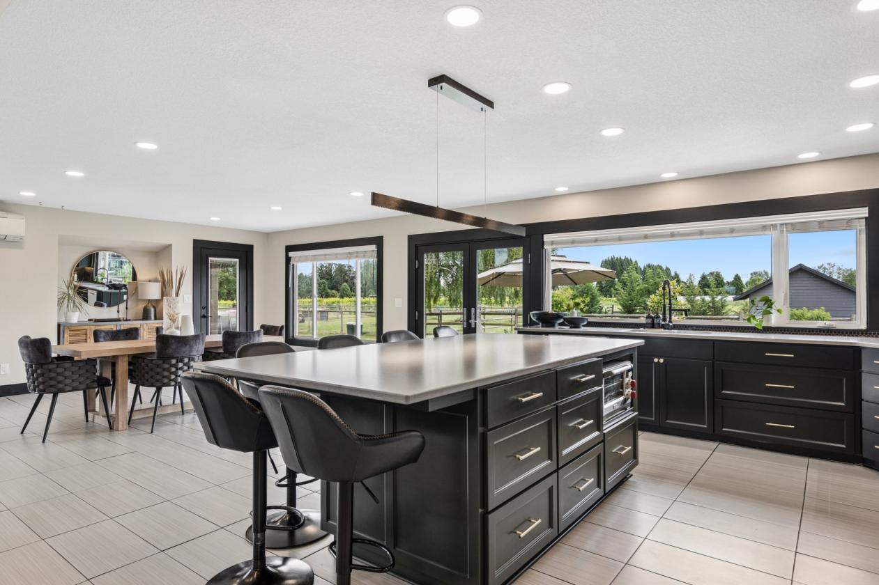 Modern Country Living Meets Equestrian Excellence - photo 17