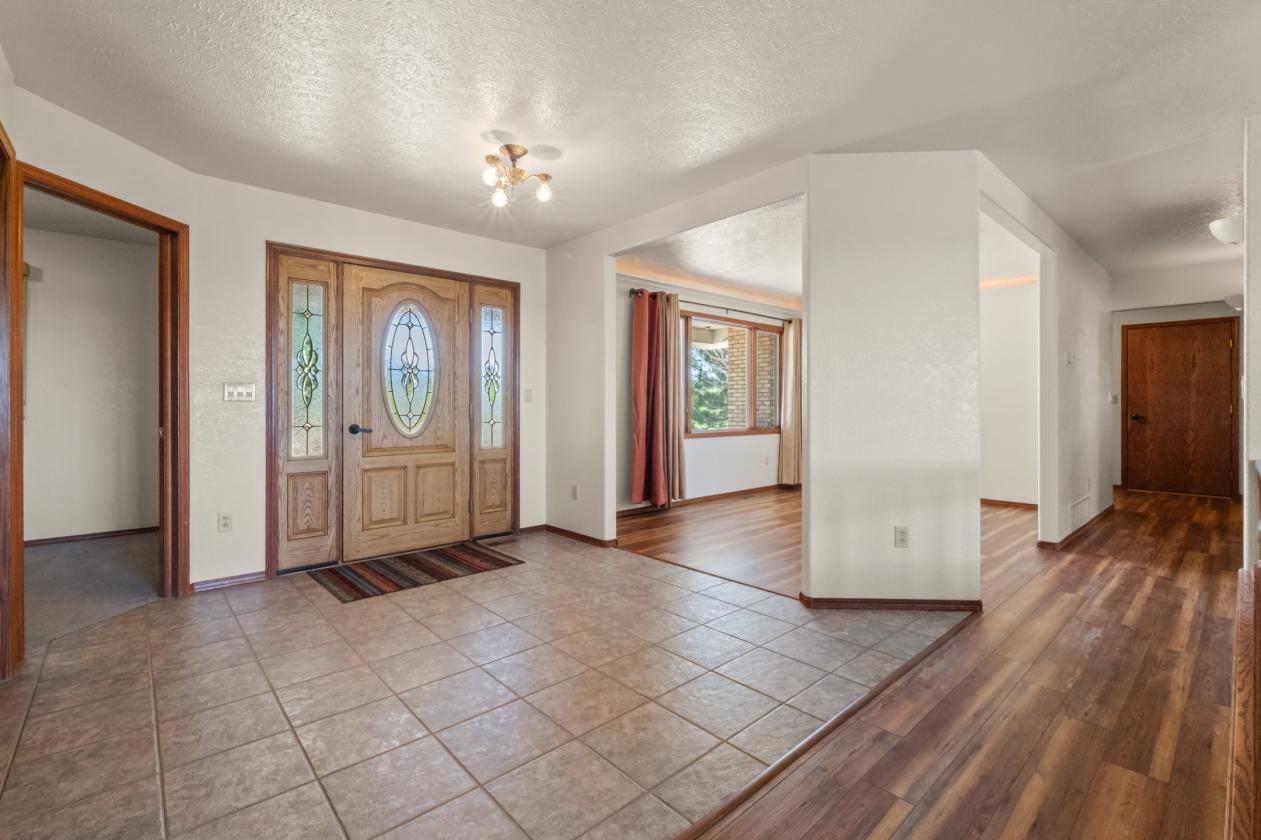 Excaliber Ranch: A Hillside Haven of Legacy and Land - photo 14