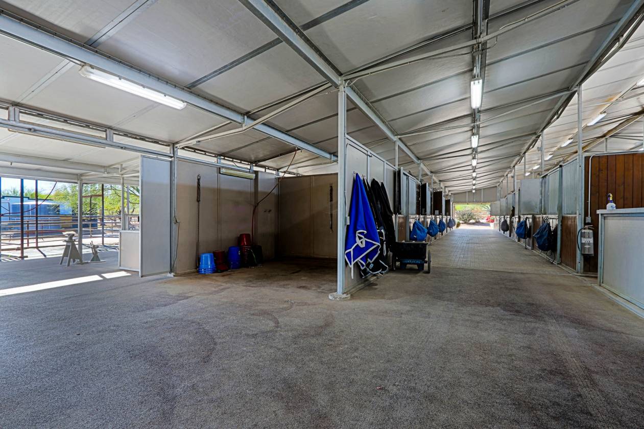 *PRICE Drop*PREMIER EQUESTRIAN TRAINING FACILITY - photo 11