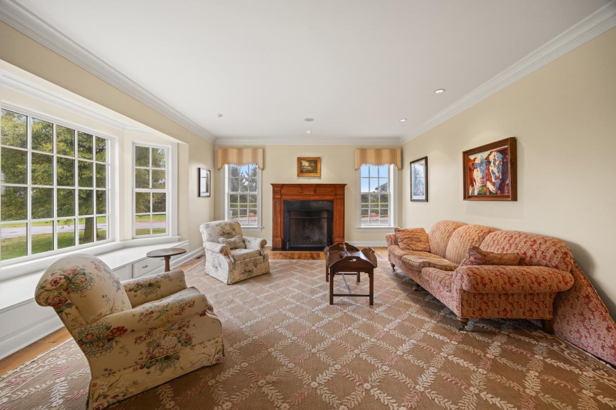 Turn-Key Horse Farm in the Heart of the Bluegrass - photo 19
