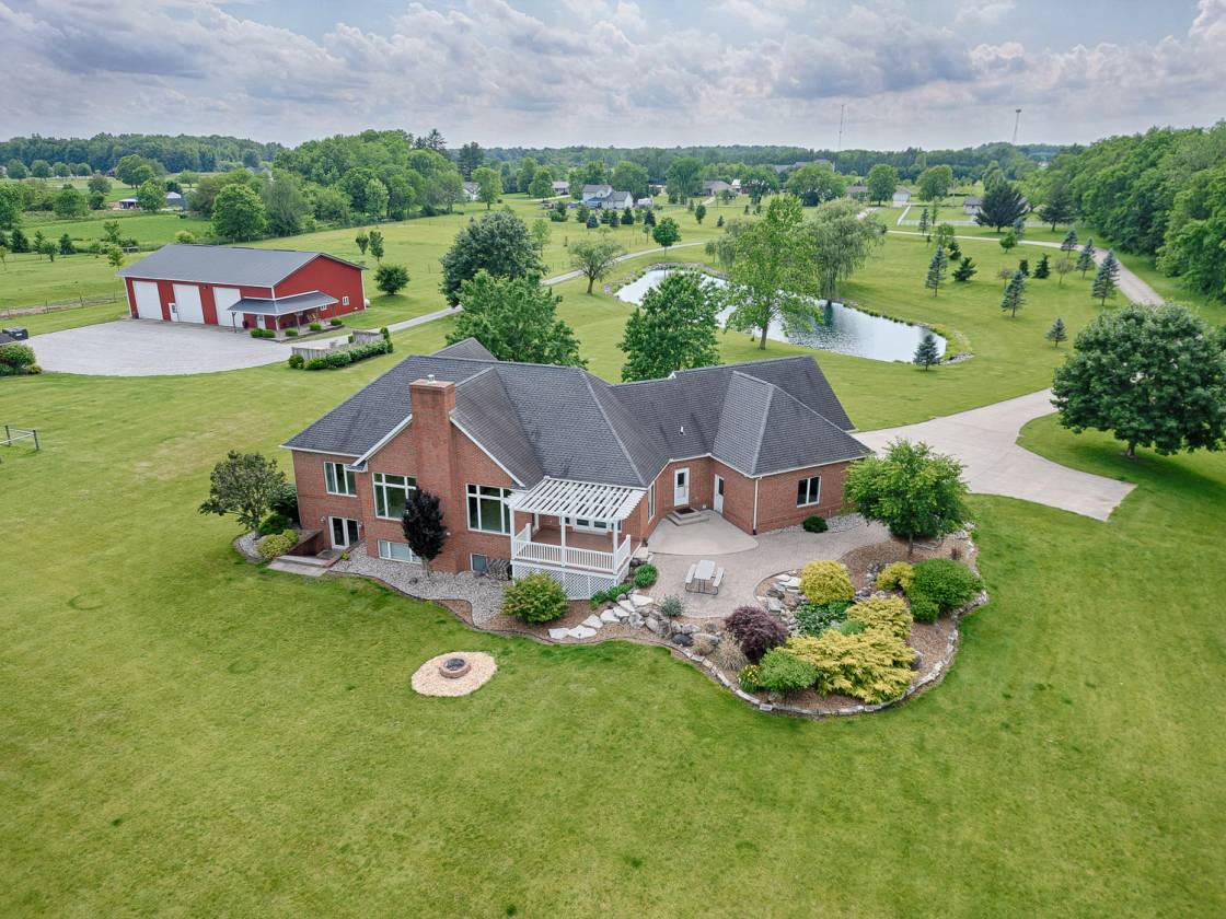 Horse Property for sale.