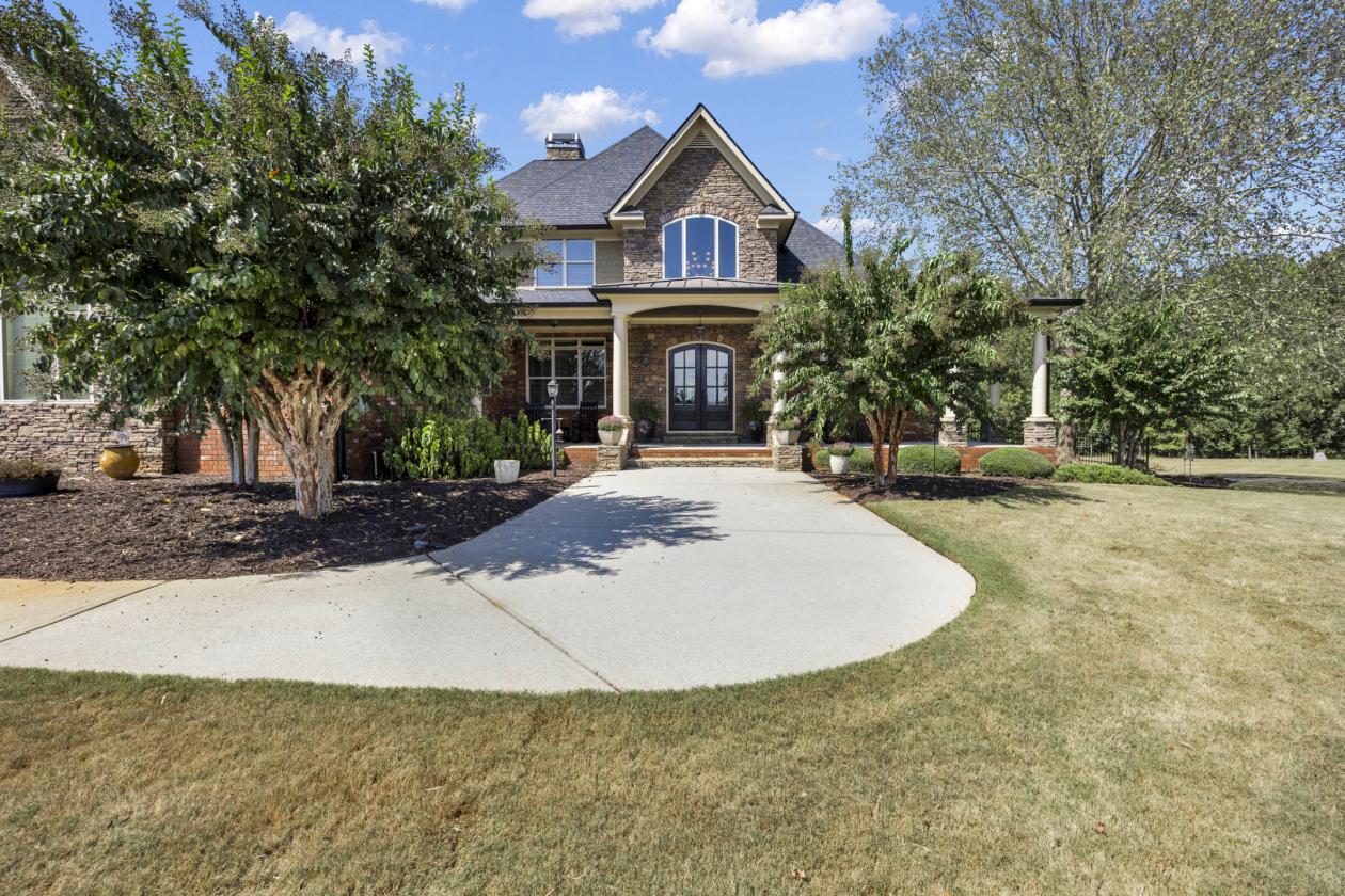 Luxury Country Estate on 15.6 Acres - photo 5