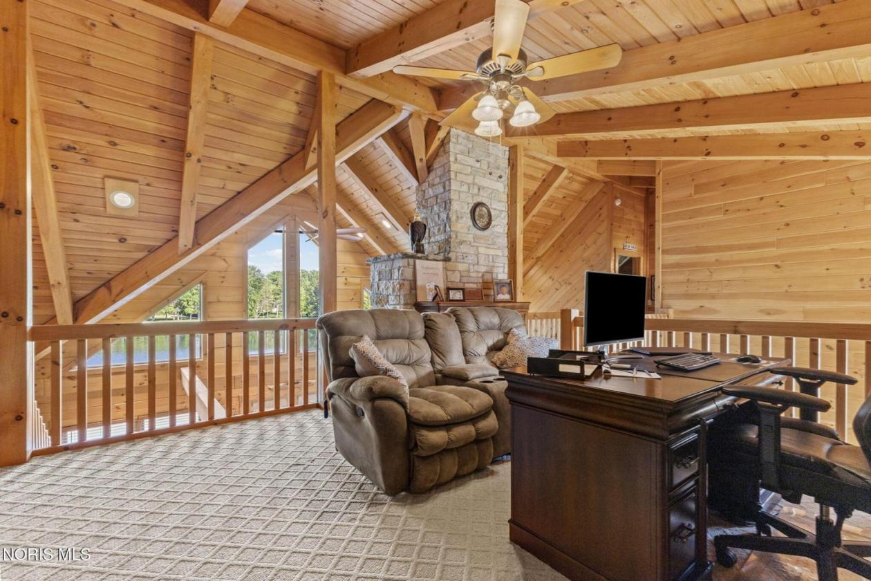 Amazing 15.5 Acre Equestrian Retreat - photo 17