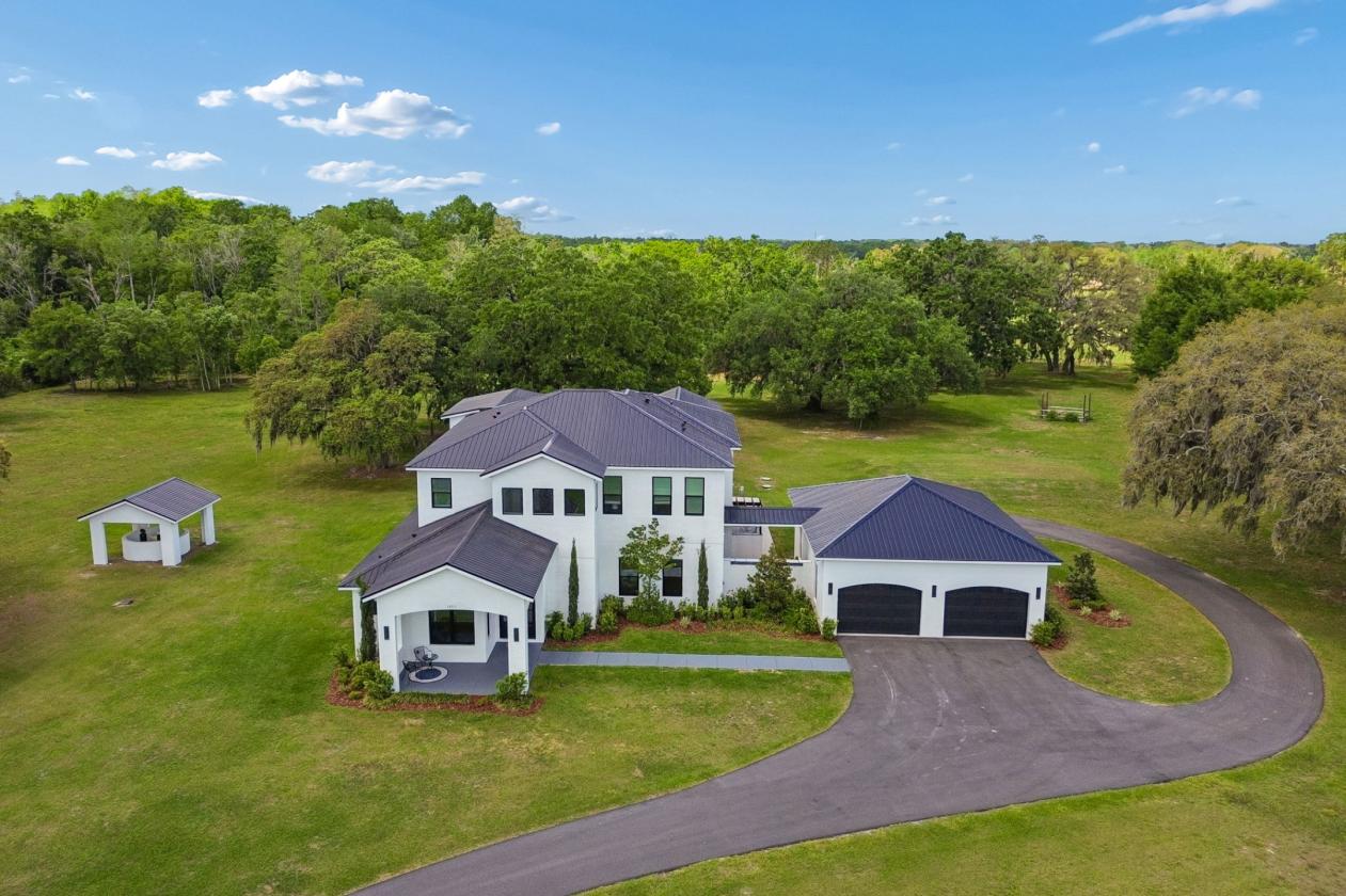 STUNNING LUXURY Home on 25 Acres - photo 26