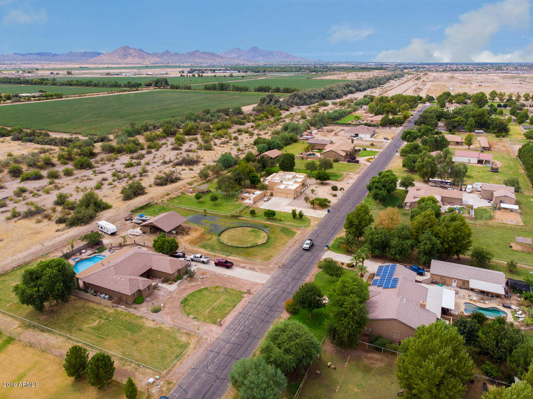 & Recently Updated IRRIGATED Horse Property in equestrian