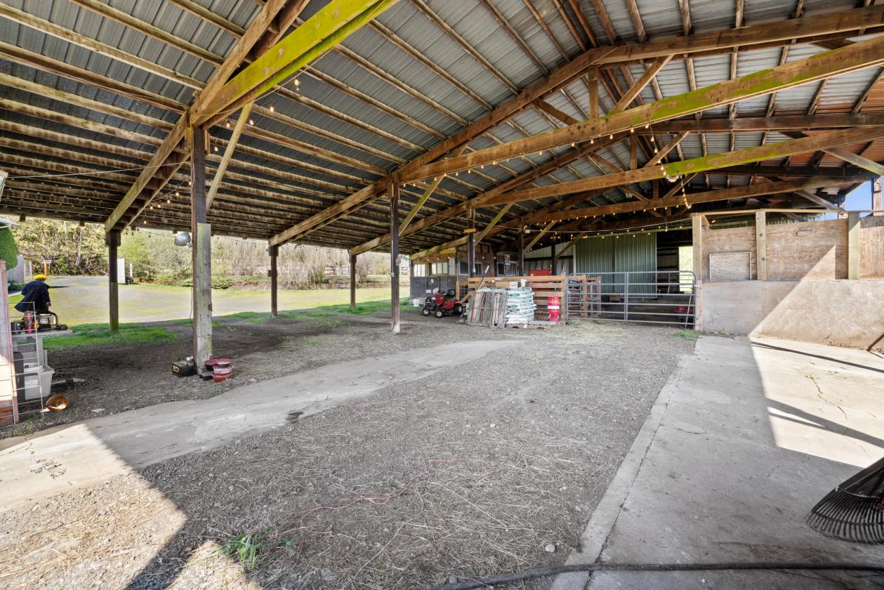 Large home & 18-acre ranch in Shelton, WA! - photo 5