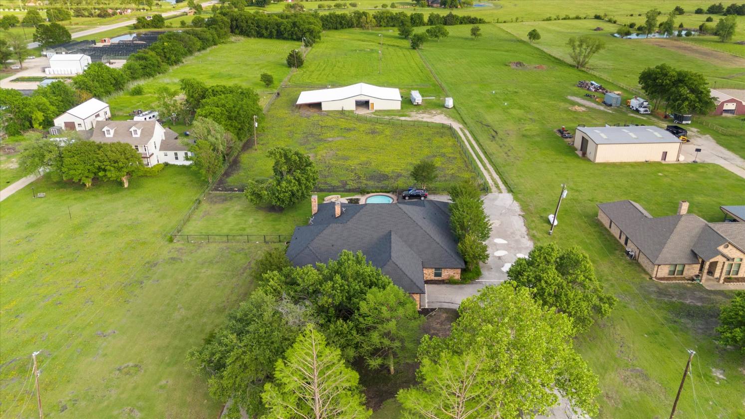 Horse Property for sale.