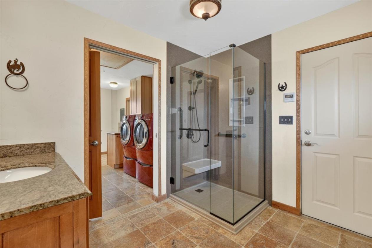 Spectacular horse property with ocean views! - photo 28